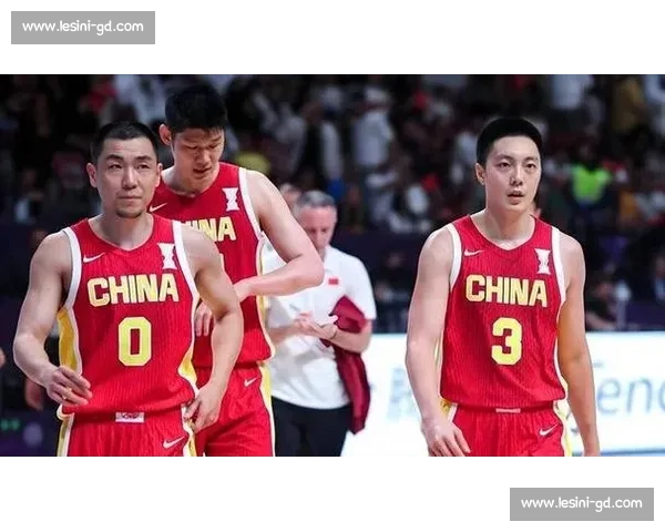 中国男篮对阵韩国男篮比赛录像回顾与关键瞬间战术解析全景解读 中国男篮对阵韩国男篮比赛录像回顾与关键瞬间战术解析全景解读